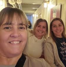 Lisa Coufal's Instagram, Twitter & Facebook