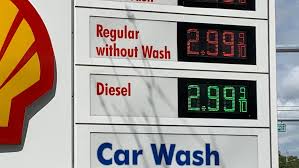 The air travel (bird fly) shortest distance between florida and montgomery is 696 km= 432 miles. Texas Deep Freeze Pushes Florida Gas Prices To High Marks