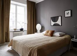 Colori pareti camera da letto 2022. Una Camera Da Letto Color Antracite La Tazzina Blu