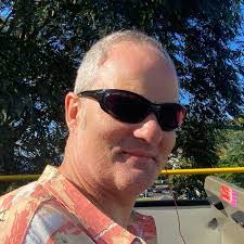 Dale Cavanagh's Instagram, Twitter & Facebook