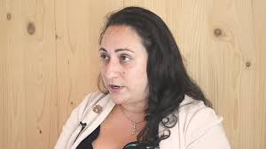 The Food Service Industry makes up a large portion of Tennessee's economy,  especially in tourist destinations such as Nashville. However, the average  salary of a food service worker in Tennessee is ...