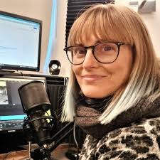 Stream Excerpt of the Audio Introduction to Plantation A... by Charlotte  Whitten