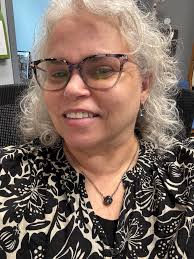 What color top y'all thinking?🤔