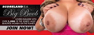 Maria Milfy and @dollytheditz sharing Awesome Boob View at Dinner Party