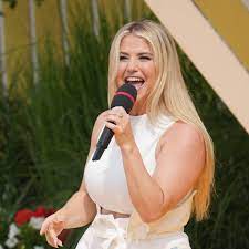 Beatrice Egli: Darum versteht sie Männer besser als Frauen | MDR.DE