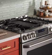 Ge Cgs985setss 30 Inch Slide In Cafe Series Gas Range With Tri Ring Burner Gas Convection Temperature Probe Baking Drawer Griddle Self Clean 5 4 Cu Ft Gas Stoves Kitchen Clean Stove Top Outdoor