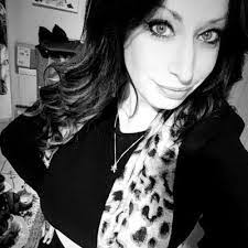 Jane Reardon's Instagram, Twitter & Facebook