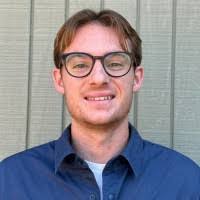 Robin Yant's Instagram, Twitter & Facebook