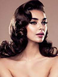 Fantastic 50 39 S Years Hairstyle Model Fantastic Hairstyle Model Years Vintage Hairstyles For Long Hair Hollywood Hair 1940s Hairstyles For Long Hair