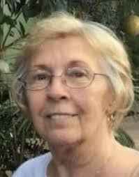 Rae Voss's Instagram, Twitter & Facebook