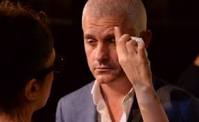 Filmat de camerele de supraveghere din centrul vechi, suspectul a fost identificat în persoana numitului lucian iancu, actor. Virgil IanÈ›u Actor Debutant In Filmul Minte MÄƒ Frumos In Centrul Vechi Ziarul Metropolis Ziarul Metropolis