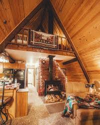 Tag Someone You Would Love To Spend Some Time With In This Stunning Wood Cabin Kyle Dempsey Small Cabin Designs Cabin Design Cabin Homes