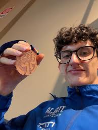 Huge congrats to Alex Samodurov