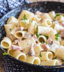 Creamy Mushroom 038 Ham Pasta In 2020 Ham Pasta Best Pasta Dishes Pasta Recipes Alfredo