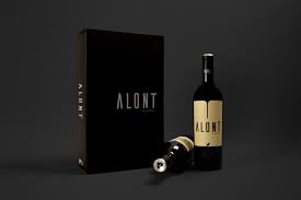 Pin By Richard Lambie On Alcools Vin Wine Packaging Design Packaging Design Inspiration