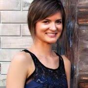 Heather Sendler's Instagram, Twitter & Facebook