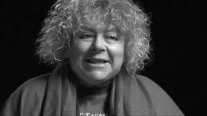 Isabella (Elin Phillips)