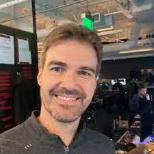 Ian Henning's Instagram, Twitter & Facebook