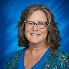 Renee Braun's Instagram, Twitter & Facebook