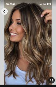 Trisha Moon (trishamoongirl)