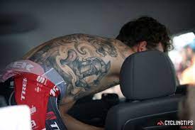 And it's strategically placed on the side of one of her fingers. Hidden By Lycra Tattoos Of The Men S Pro Peloton Cyclingtips
