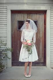 We did not find results for: 20 Stunning Cascading Bouquets Expert Tips From Florists Bridal Musings