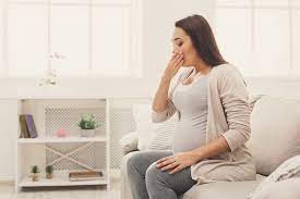 Sakit gigi memang sering terjadi pada perempuan hamil terutama pada dikala usia kehamilan trimester pertama dan ketiga. Cabut Gigi Saat Hamil Diperbolehkan Hanya Untuk Kondisi Tertentu Alodokter