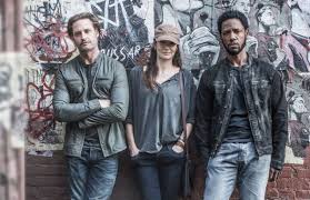 De los productores ejecutivos carlton cuse (lost, bates motel, the strain) y ryan j. Se Veia Venir La Ambiciosa Serie Colony Es Cancelada