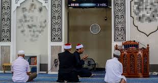 Maqashid syariah menjadi hal yang semakin relevan dalam menyelesaikan permasalahan di zaman ini. Maqasid Syariah Jadi Panduan Cegah Penularan Wabak