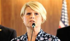 Colleen Covington's Instagram, Twitter & Facebook