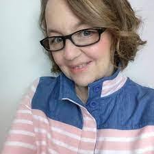 Stephanie Reamer's Instagram, Twitter & Facebook