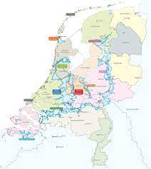 De waterlinie beschermde een groot deel van holland en de stad utrecht. Hollandse Waterlinies Verdediging Door Middel Van Water