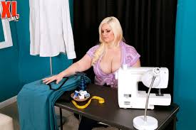 Tits, Tugs & Tailoring porn 🌶️ picture gallery - PornHat
