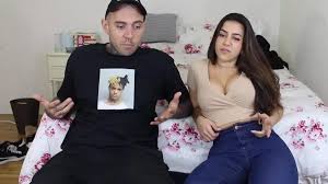 YouTuber who plans to post sex tape after hitting 1 million subscribers  lashes out at trolls