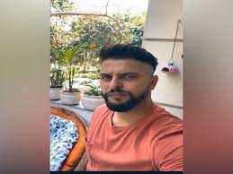 Suresh kumar raina is an indian professional cricketer. Suresh Raina Couldn T Wait Longer Wife Gives Him Haircut Amid Lockdown