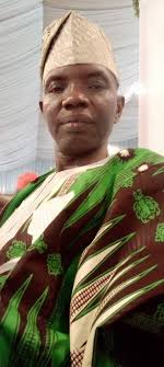 Whaaao!!! So who,s going to write about our wonderful Admin in person of  TOLANI OKUWOBI (PROF)😃😃. Well,you,ll all have to pardon my writing skill  for I may not have done enough justice