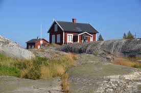 Aan zee bijzondere overnachtingen boerderijvakantie origineel overnachten Vakantiewoningen In Zweden Slapen In Zo N Rood Huisje Of Iets Anders