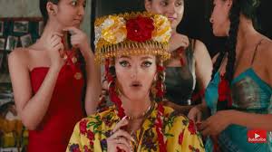 Apa are un efect benefic. Video Delia A Lansat Despablito Un Videoclip Colorat Cu Parodii Umor È™i InfluenÅ£e Latino Unica Md