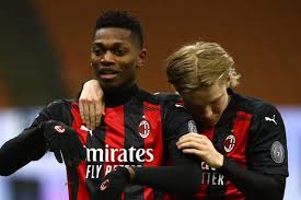 La diretta delle partite di oggi di serie a, serie b, champions league, europa league e dei principali campionati stranieri su sky sport, dazn, rai e mediaset ecco la guida alle partite. Serie A Oggi In Tv Milan Udinese Dove Vederla Sassuolo Napoli Su Dazn