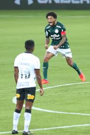 Palmeiras bate o corinthians por 4x0; Palmeiras Goleia Corinthians E Se Mostra Vivo Tambem No Brasileiro Esportes R7 Futebol