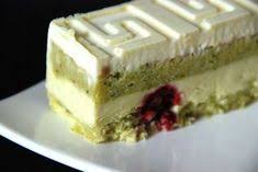 Biscuit Pistache Mousse Chocolat Blanc Framboises Pistache Gateaux Et Desserts Gateau Mousse