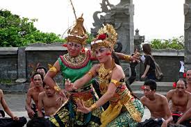 Penari bergerak melalui garis horizontal. Mengenal Pola Lantai Gerak Tari Materi Tema 8 Kelas 5 Sd Dan Mi Subtema 2 Hal 60 61 62 Dan 63 Portal Jember