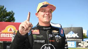 Chế tạo chiếc xe Funny Car hoàn hảo để ngăn chặn Austin Prock vào năm 2025 | NHRA