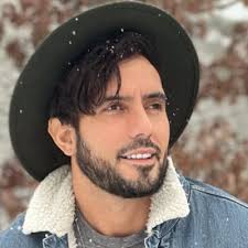 The delightful Carlos Brandt drops in to discuss social media, his podcast  'Dear Queer People', how he stays positive, & more by Prelude to Positivity