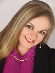 Danielle Major's Instagram, Twitter & Facebook