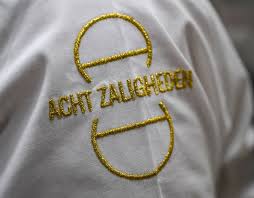 Restaurant De 8 Zaligheden Bearnaise Saus Pepersaus Gegrilde Zalm