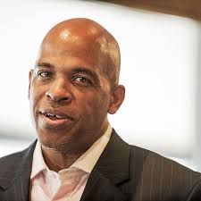 Toohey: Funny man Ferrell considers Hall induction a serious honor