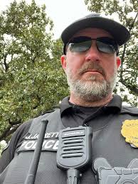 I am very new to woodworking and absolutely fell in love with it. So much  so that I am slowly converting my garage into a shop. I am 2 years away from