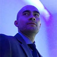 2300+ perfiles de «Genaro»