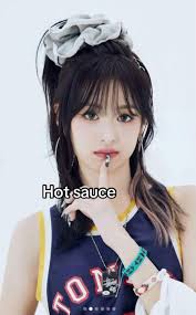 Ahyeon Hot Sauce Outfit